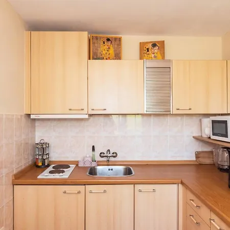 Lazur 102 Daire Burgaz